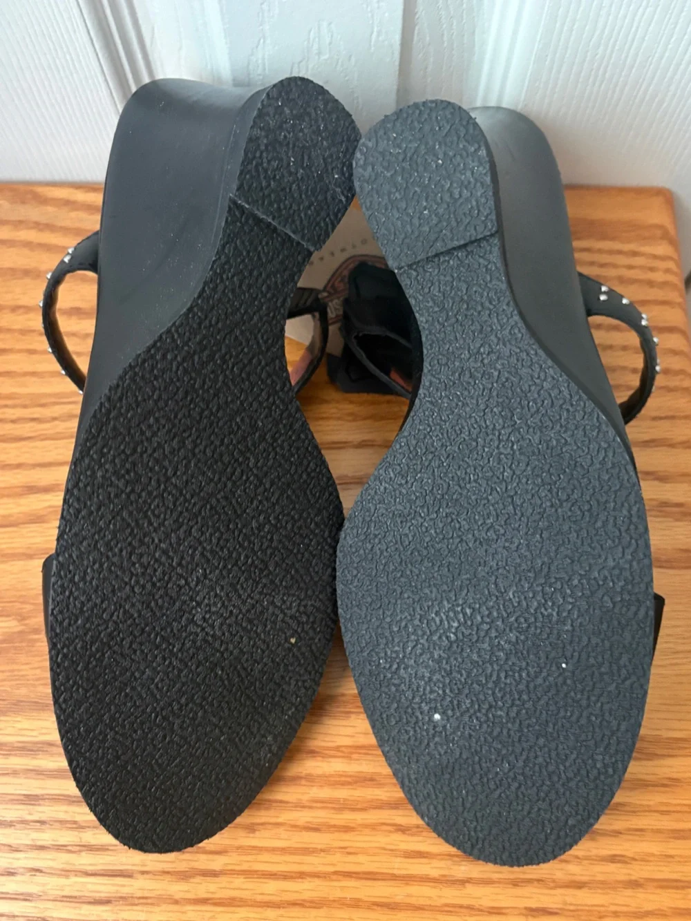 🆕HARLEY-DAVIDSON Black Leather Studded Moto Biker Strappy Ring Wedge Sandals 7.5